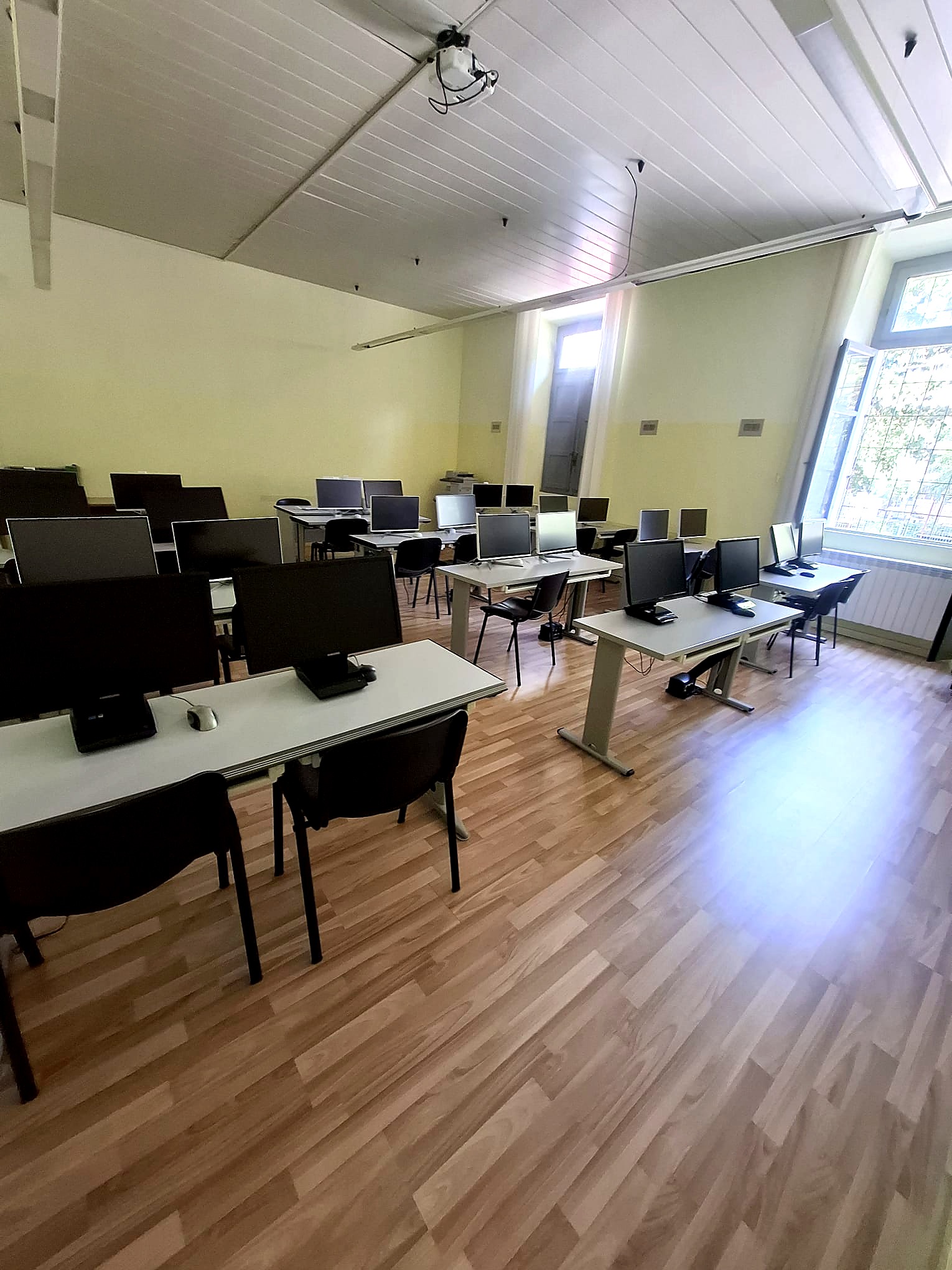Laboratorio informatico Servizi e Formazione